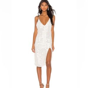 Winny midi dress ivory with oversized white sequins and beading detail.